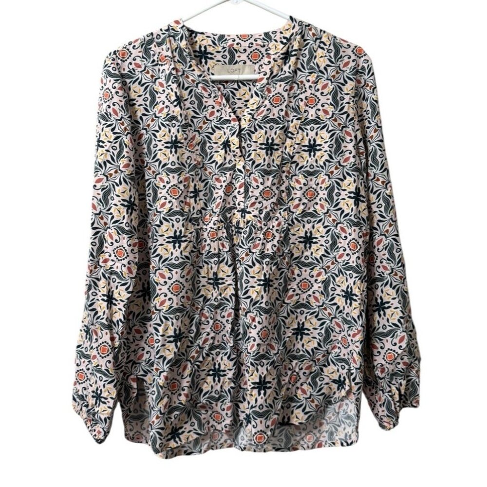 LOFT Tunic Top Size Small Long Sleeve Paisley Rayon V Neck Lightweight Colorful